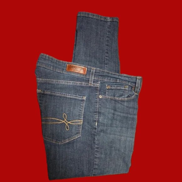 Levis Denizen Modern straight Crop Jeans - Picture 2 of 5